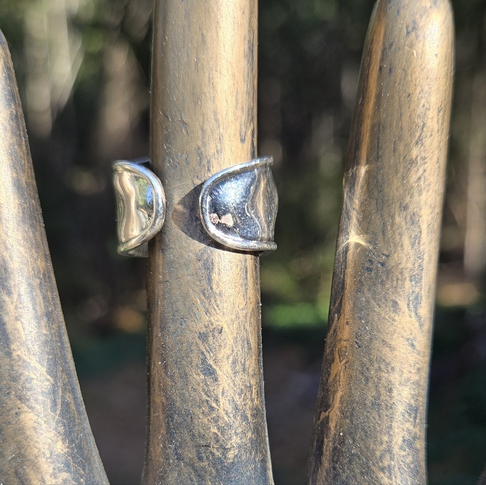 Sterling Silver Finger Cuff Ring Sz8 Adjustable - Picture 5 of 8